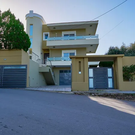 וילה Gia's Luxury אסגורו